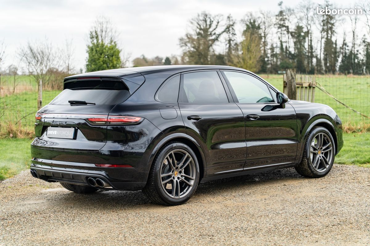 Porsche Cayenne Turbo - Origine France / PDLS+ / Toit pano / Camera 360 / Pack Chrono (image 4)