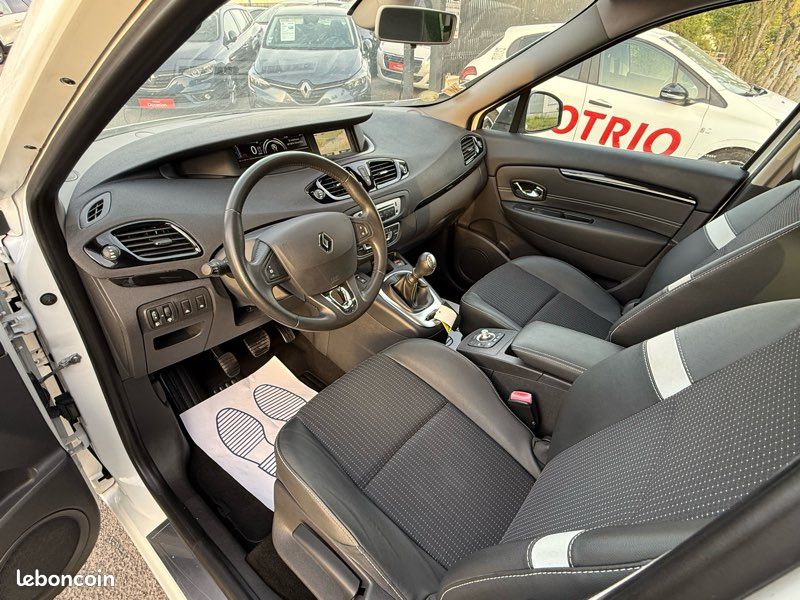RENAULT Scénic III 1.5 dCi 110 cv Phase 2 (image 7)
