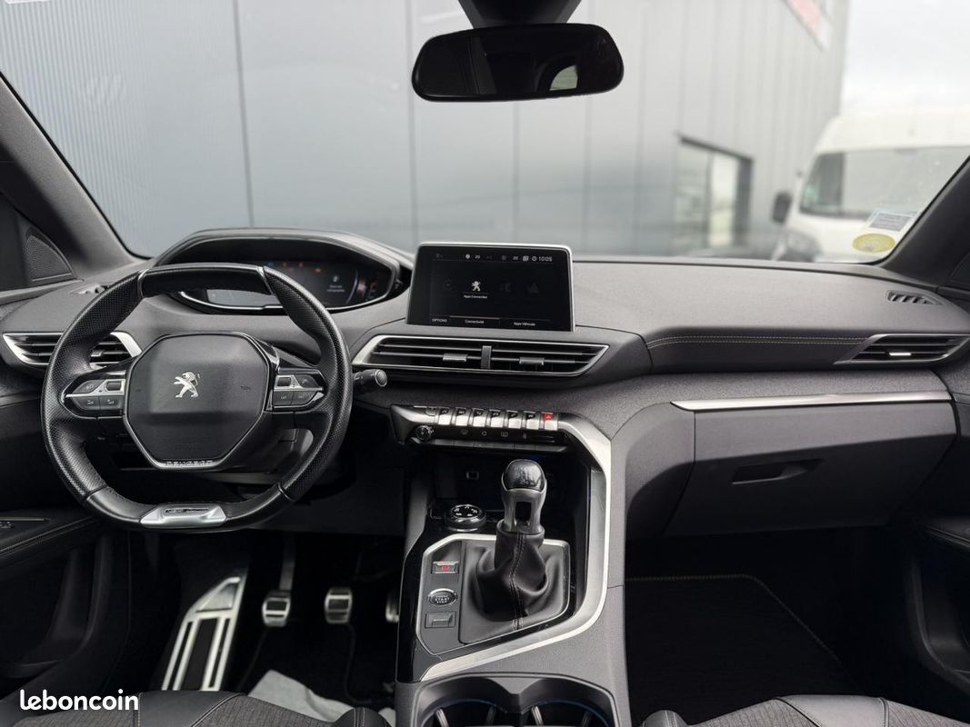 PEUGEOT 5008 1.5 BlueHDi 130 GT Line 7 places, avec Apple Car Play et Caméra de recul (image 23)