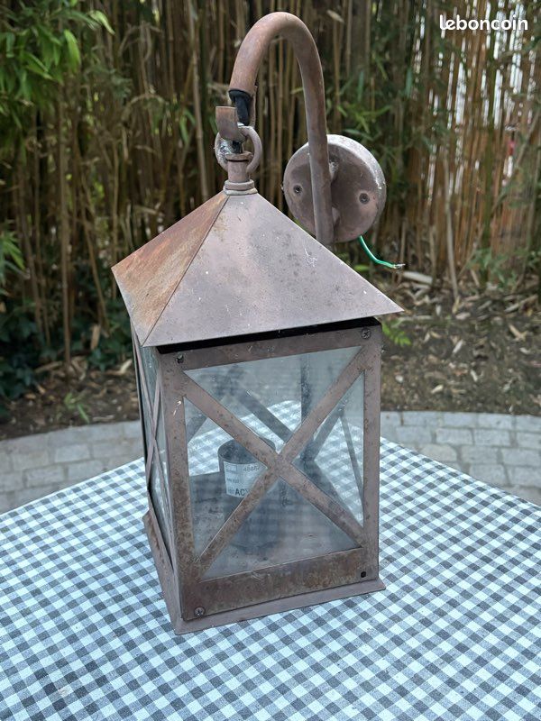 Lampe applique murale (image 1)