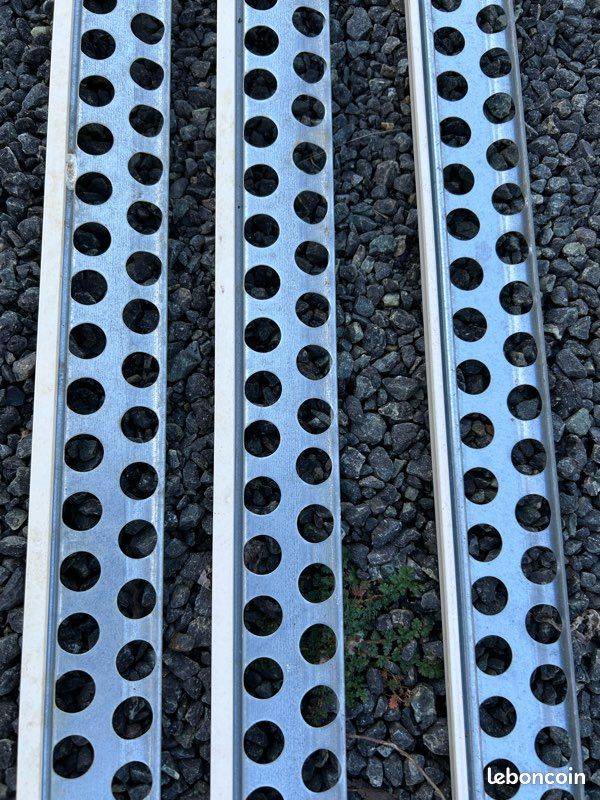 3 baguettes finition joint de dilatation (image 1)