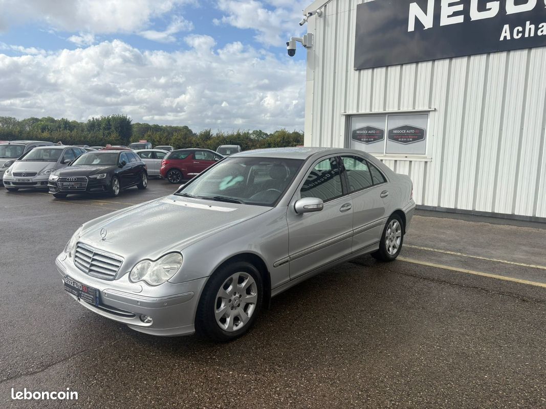 MERCEDES CLASSE C 220 Elégance 2.2 CDI 150 CV 01/2005 224500 KM BOITE DE VITESSE AUTOMATIQUE FEUX XÉNON SUIVI D'ENTR (image 3)