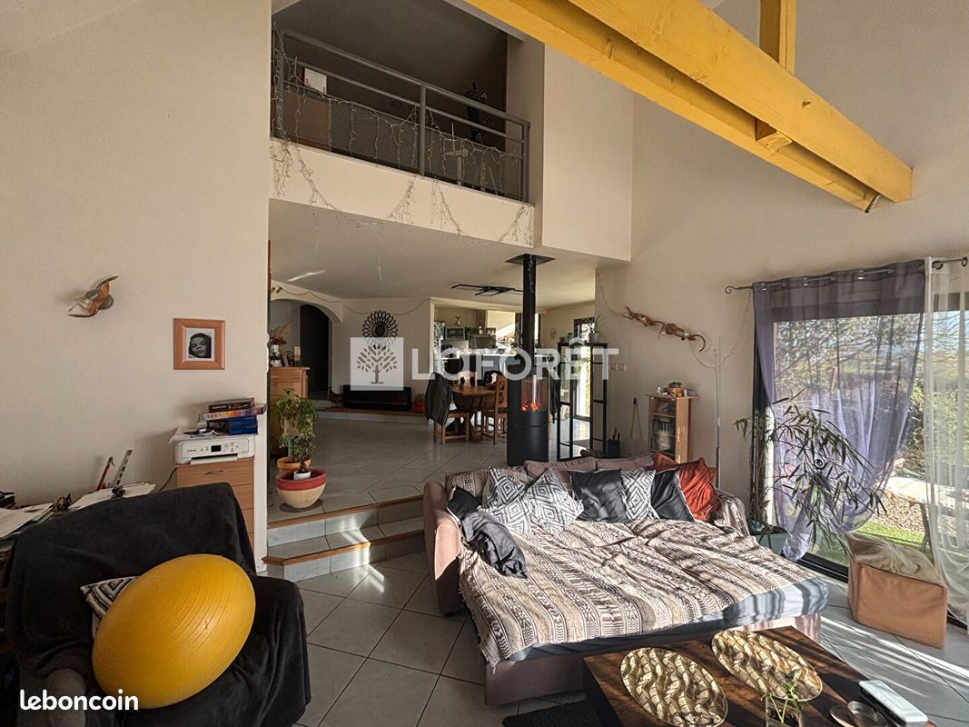 Maison 6 pièces 162 m² (image 2)