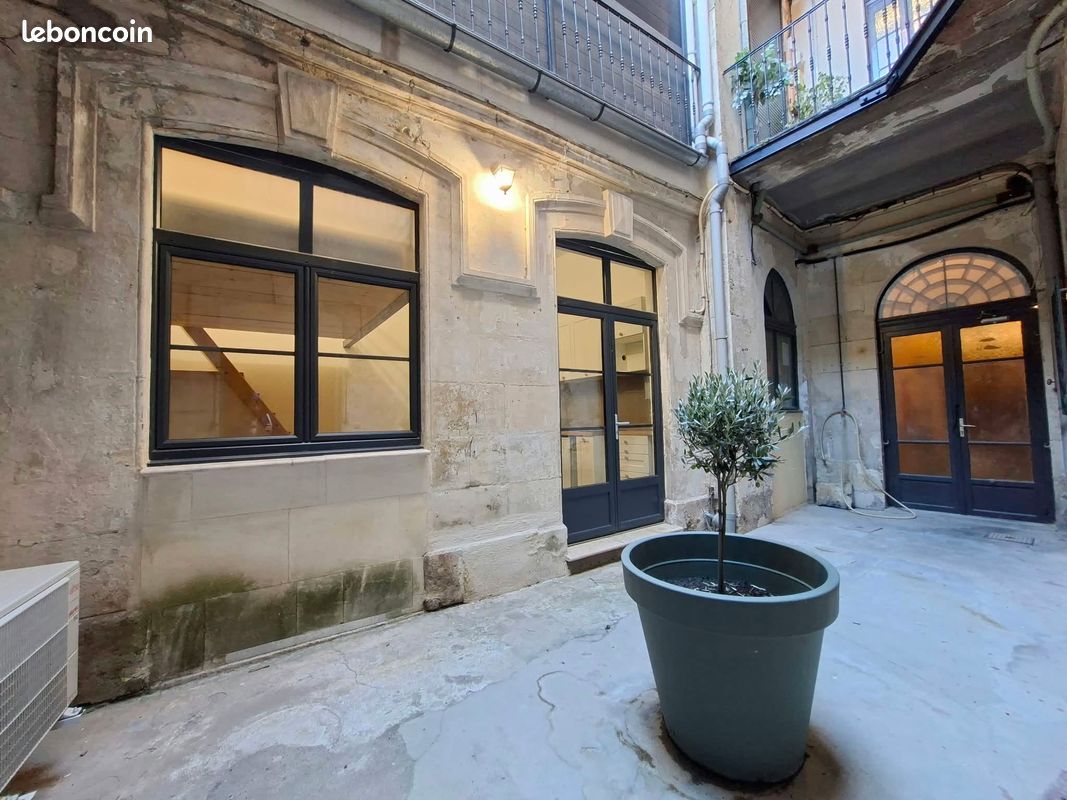 Appartement 1 pièce 16 m² · à Nîmes · 16 m² · 400 €/mois