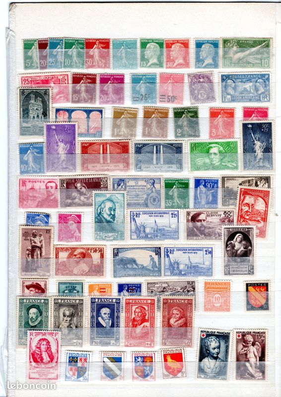 Feuillet De Timbres Russie 2009 – Kremlin – 10 Timbres Neufs MNH – Collection Philatélie – Réf. 1592v-1601v