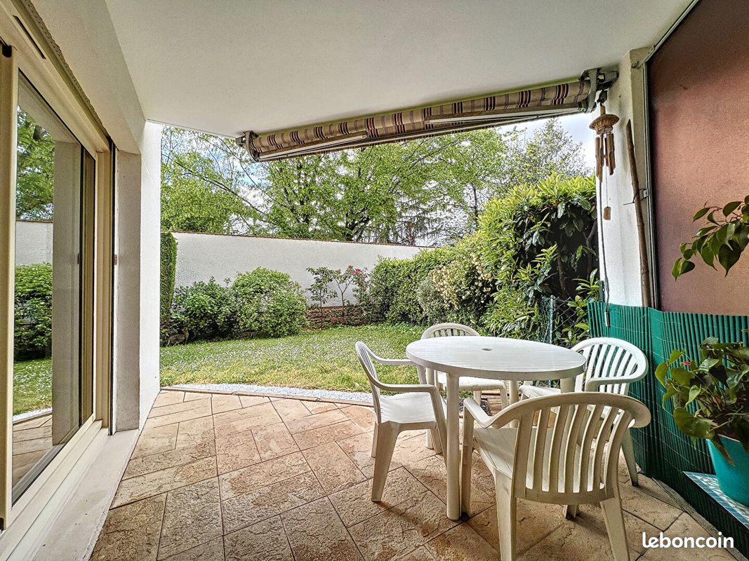 Appartement 3 pièces 70 m² · à Champagne-au-Mont-d'Or · 70 m² · 329 000 €