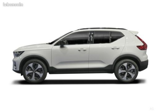 VOLVO XC40 B3 163 ch DCT7 Black Edition (image 5)