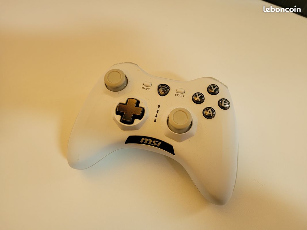 MSI Wireless Controller FORCE GC30 v2 Blanche (image 2)