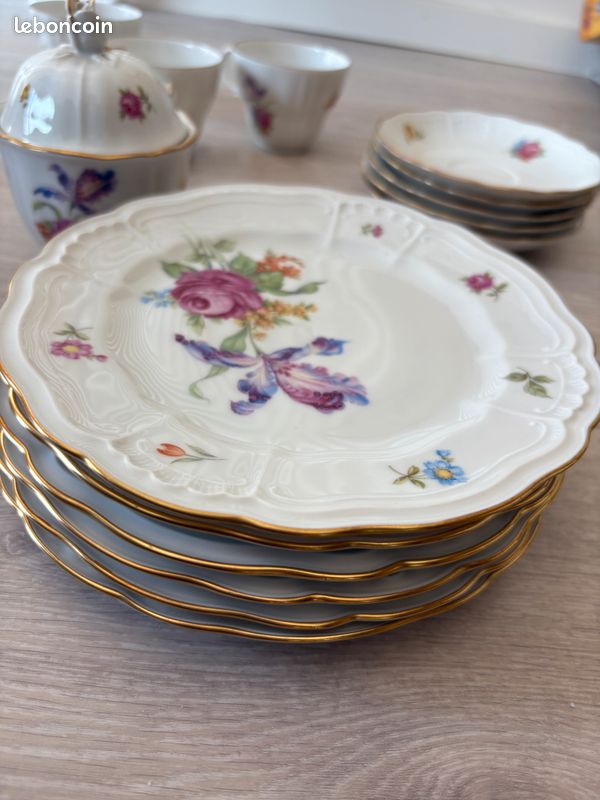 Service à thé en porcelaine (image 2)
