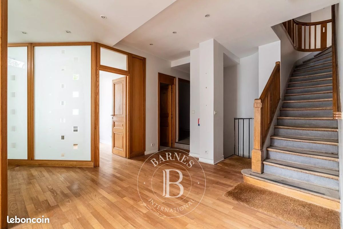 Appartement 10 pièces 232 m² · à Paris · 232 m² · 2 600 000 €