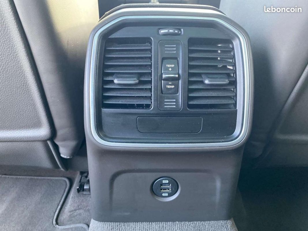 PORSCHE MACAN 3.0 V6 TDI - BV PDK TYPE Diesel (image 14)