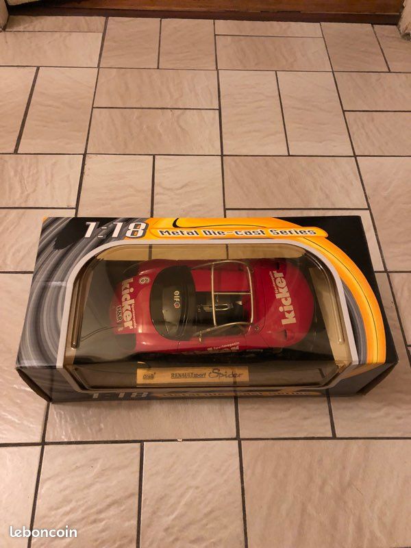 1/43 Scale Renault Sport Mégane Trophy Racing Car Diecast Model – old 1/43 Scale Renault Sport Mégane Trophy Racing Car Diecast Model – old