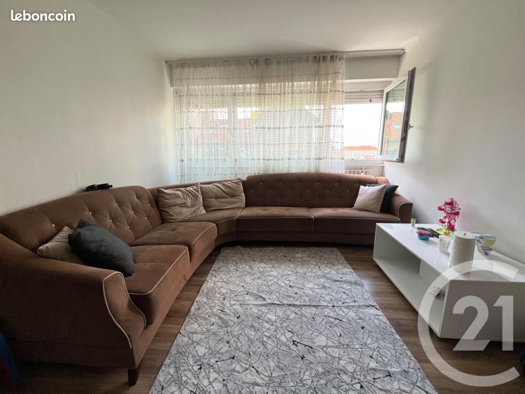 Appartement 4 pièces 83 m² · à Saint-Étienne · 83 m² · 92 000 €
