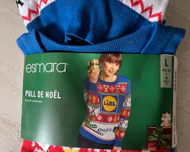 Christmas Sweater Pull Moche Noel Lidl Pull Moche De Noël Lidl - Main Image