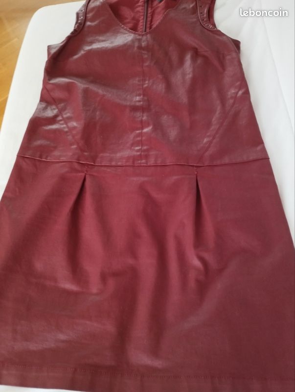 Robe bordeaux (image 4)