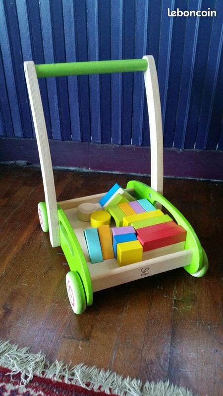 Chariot en bois (image 1)