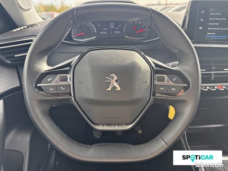 Peugeot 2008 1.5 BlueHDi 110 Active / GPS + CAR PLAY (image 12)