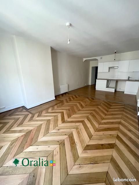 Appartement 3 pièces 80 m² · à Lyon · 80 m² · 1 360 €/mois