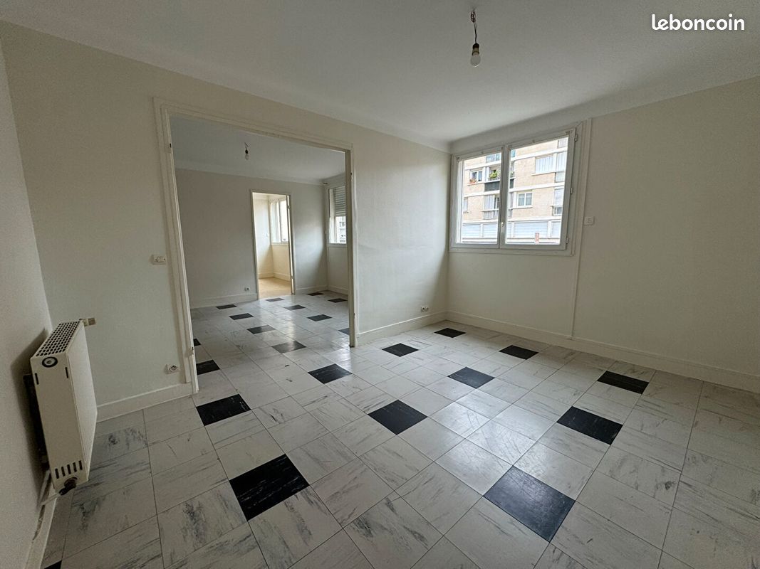Appartement 4 pièces 68 m² · à Caen · 68 m² · 830 €