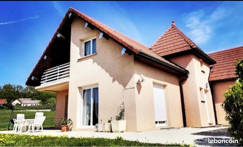 Maison 11 pièces 165 m² · à Lure · 165 m² · 299 000 €