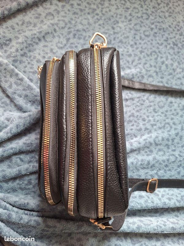 Je vends un sac de la marque JINGPINRJ pour 10 (image 2)