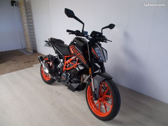Ktm 125 duke abs (image 2)