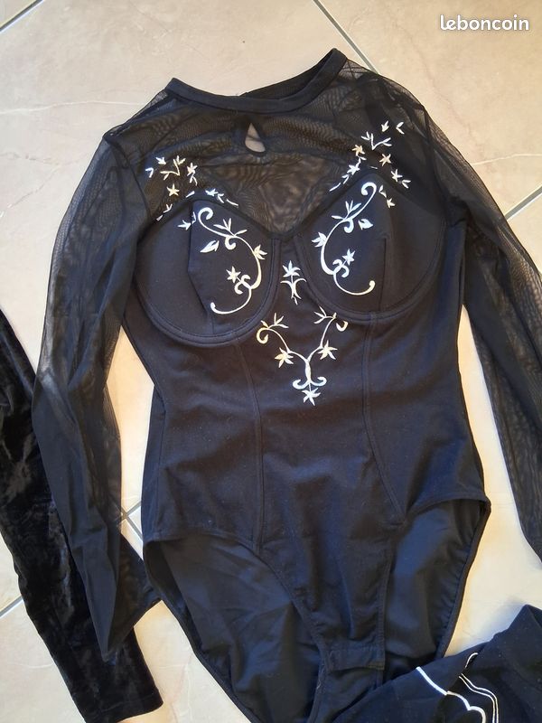 Maillot de bain une pièce noir et rose neuf (li