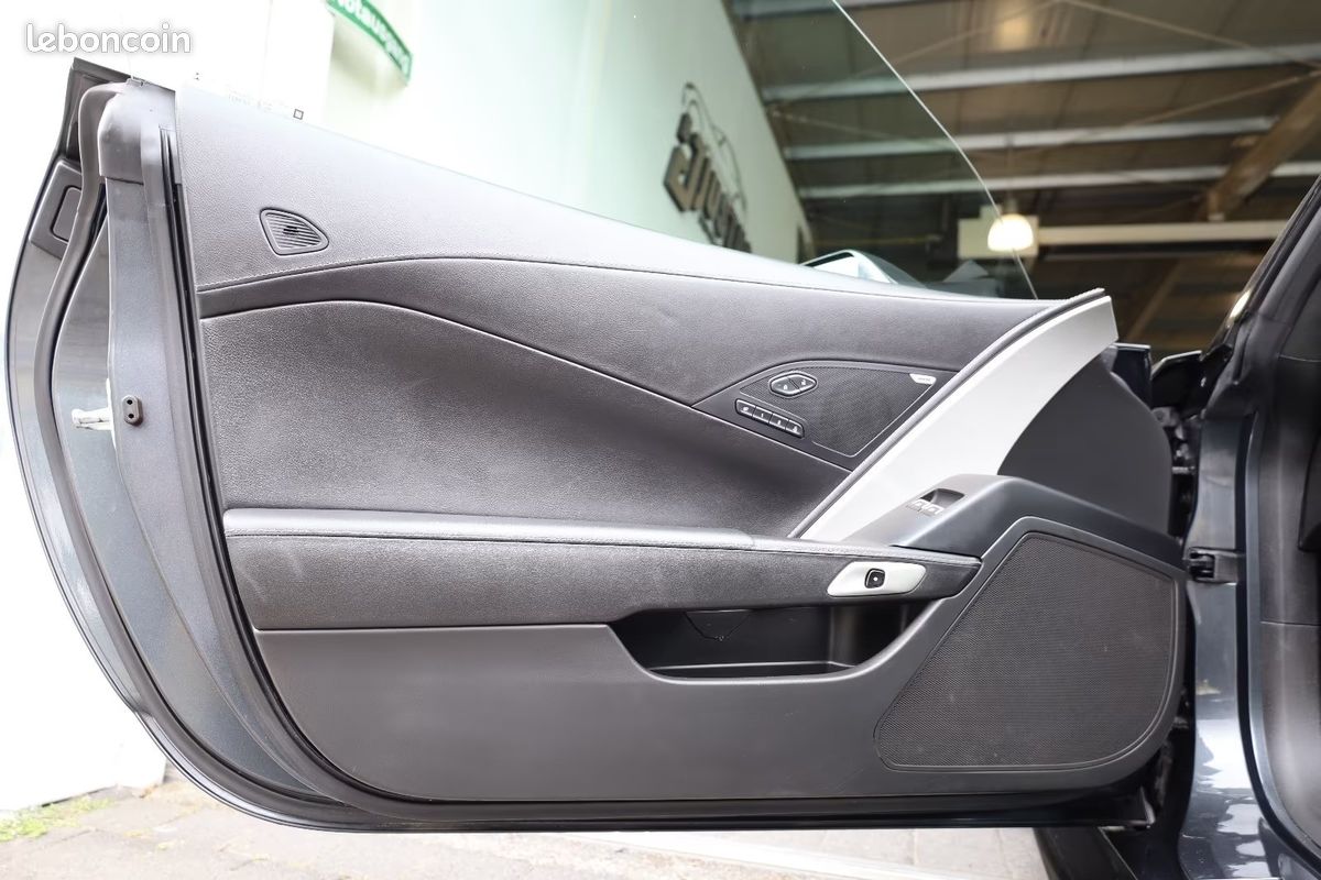 CHEVROLET CORVETTE C7 Grand Sport 2LT 6.2 V8 466 ch BVA8 – HUD – Bose – Toit carbone (image 8)