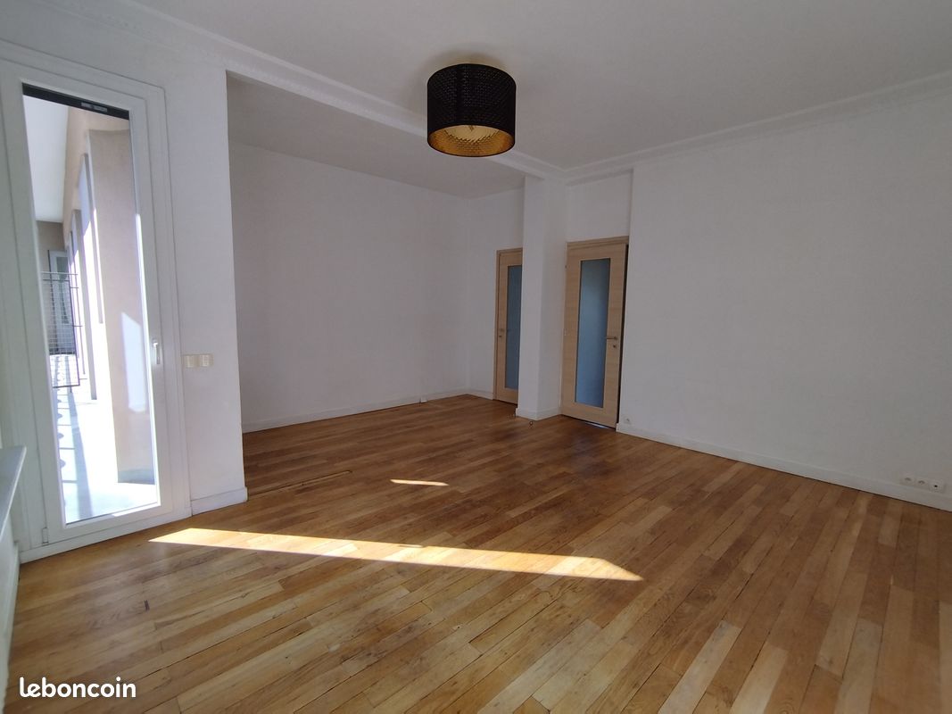 Appartement 3 pièces 79 m² · à Grenoble · 79 m² · 950 €/mois