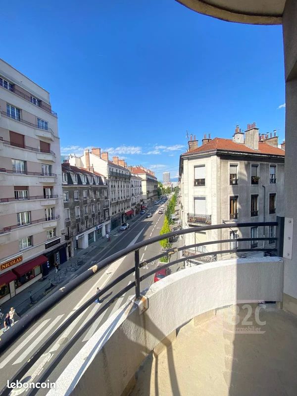 Appartement 2 pièces 68 m² · à Grenoble · 68 m² · 1 265 €/mois