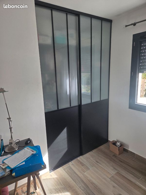 Portes armoire coulissantes (image 1)