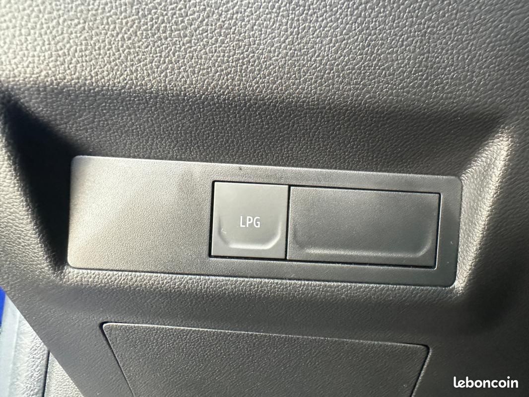 Renault Captur Eco-G 100 ch Techno (image 11)