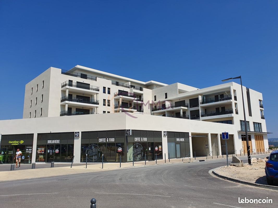 Parking/box Aix-en-Provence · 130 €/mois