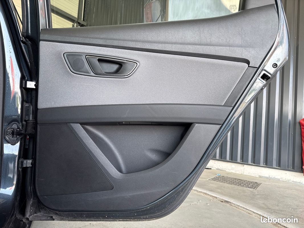 SEAT Leon 1.5 TGI 130 Start/Stop DSG7 Style Business (image 20)