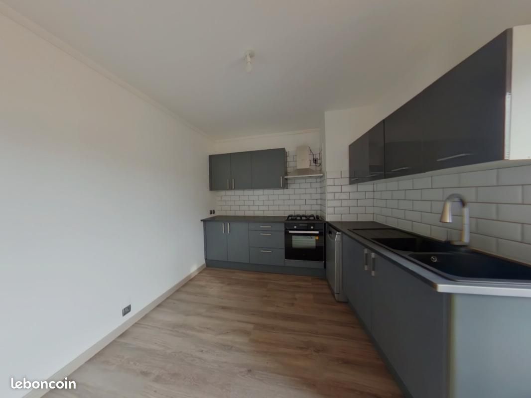 Appartement 3 pièces 77 m² · à Montmorillon · 77 m² · 530 €/mois