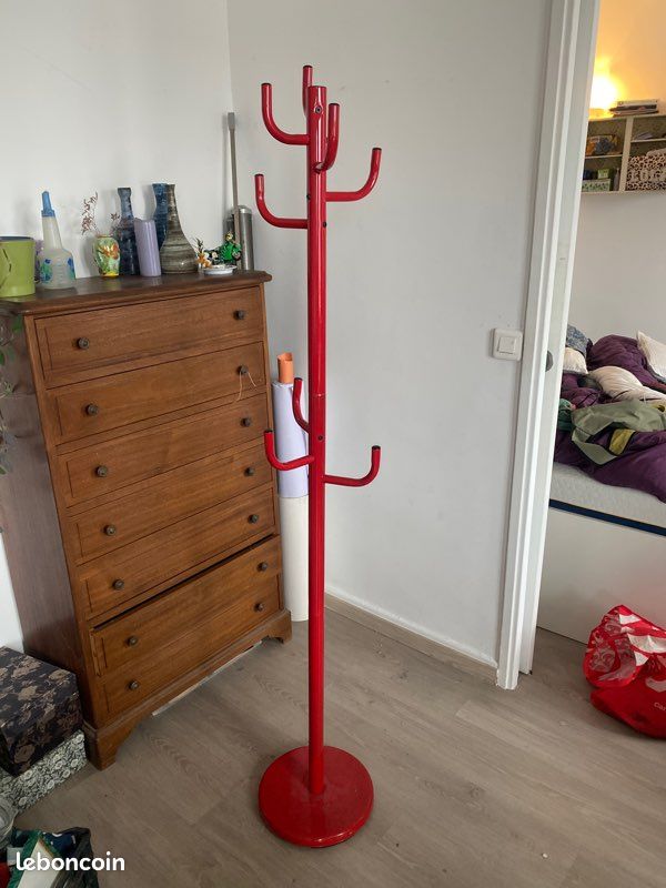 Porte manteau rouge vintage (image 1)