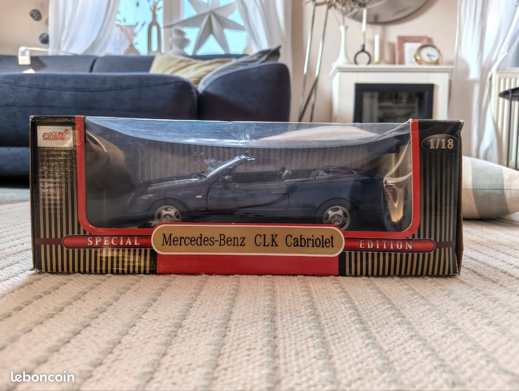 Mercedes CLK Cabriolet ANSON 1/18 – Vert Métal – Miniature De Collection – B66005228
