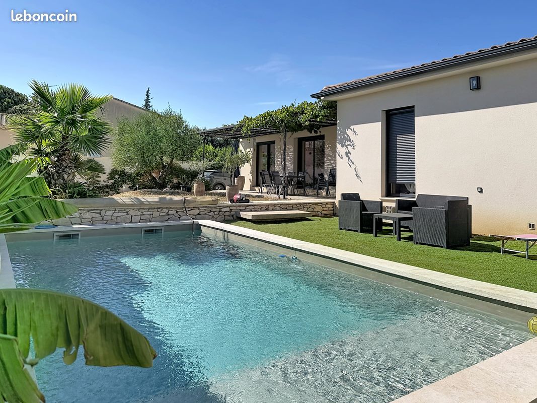 Maison 4 pièces 131 m² · à Carpentras · 131 m² · 450 000 €
