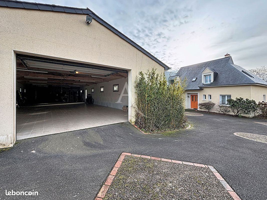 Maison 7 pièces 180 m² · à Château-Gontier-sur-Mayenne · 180 m² · 368 900 €