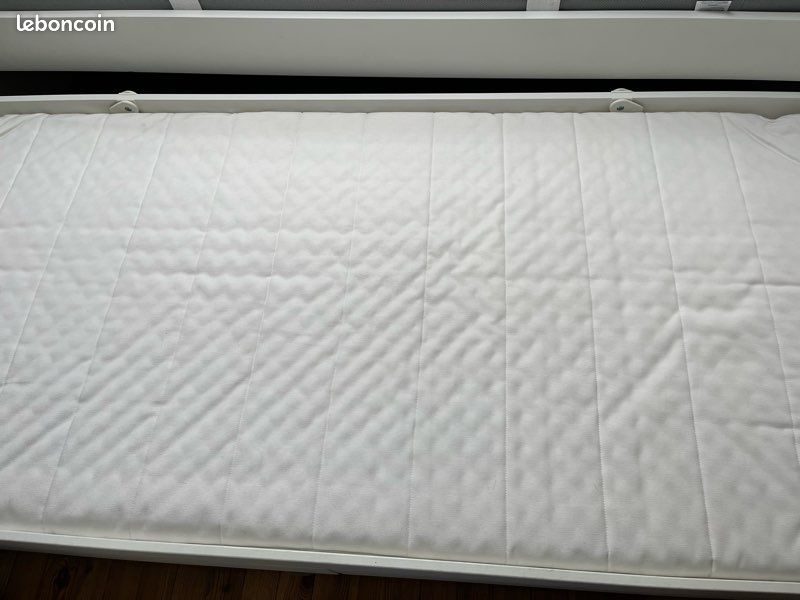 Lit Slakt IKEA tiroirs - 2 matelas (image 3)