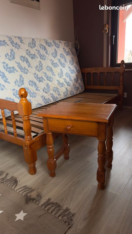 Lit sapin massif 1 pers + sommier et matelas + 1 chevet (image 1)