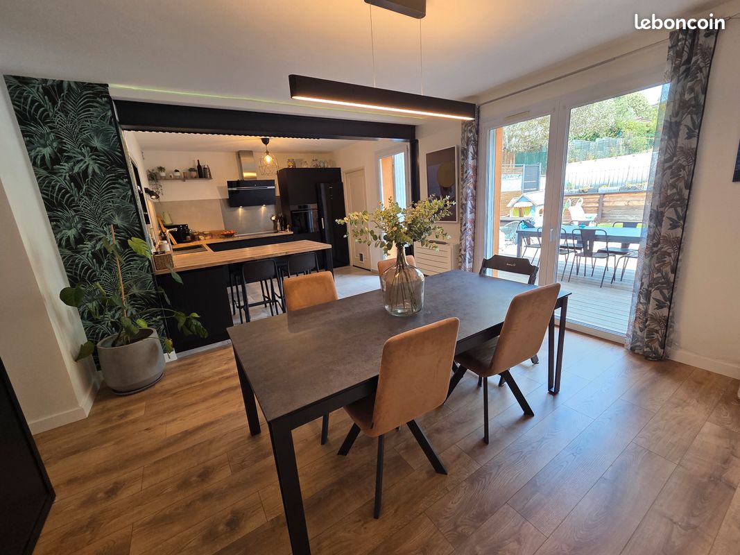 Maison 7 pièces 135 m² · à Bruguières · 135 m² · 349 000 €