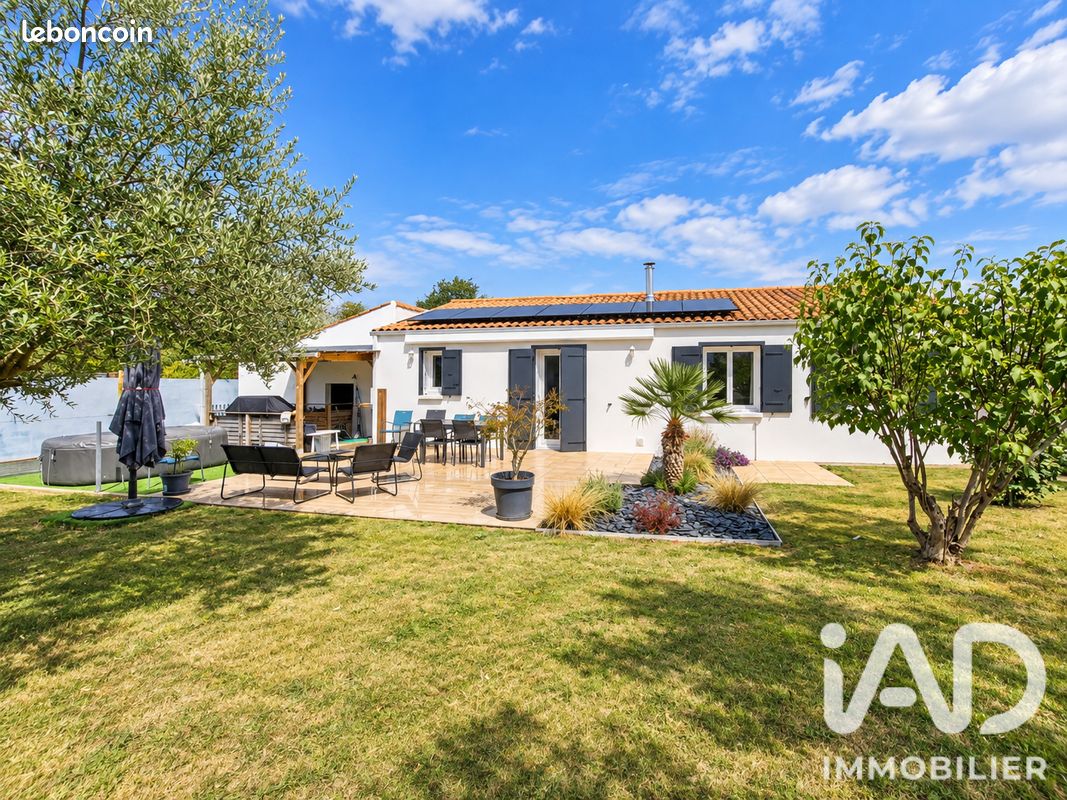 Maison 3 pièces 80 m² · à La Genétouze · 80 m² · 250 000 €