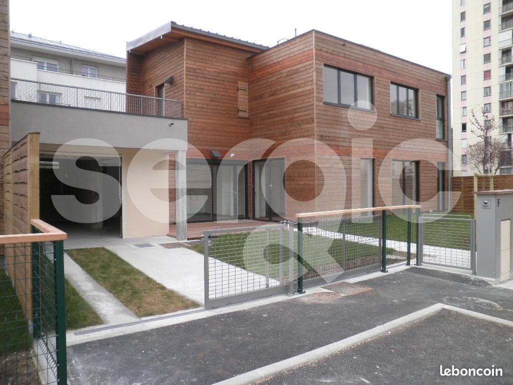 Maison 4 pièces 121 m² · à Corbeil-Essonnes · 121 m² · 1 368 €/mois