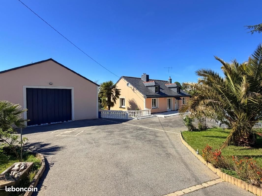 Maison 7 pièces 103 m² · à Segré-en-Anjou Bleu · 103 m² · 298 000 €