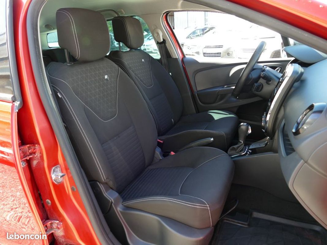 RENAULT CLIO IV ESTATE 1.2 TCE 120 Ch LIMITED EDC 35990KM (image 13)