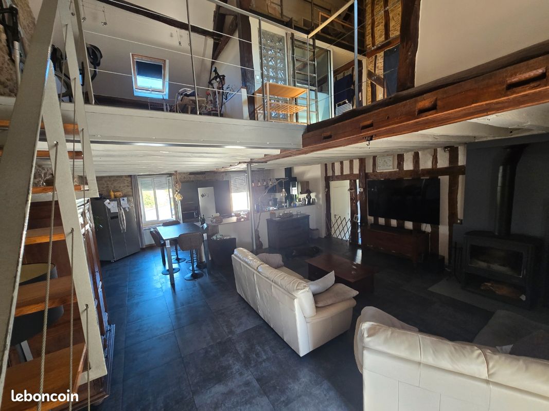 Appartement 5 pièces 144 m² · à Saint-Denis-en-Val · 144 m² · 298 000 €
