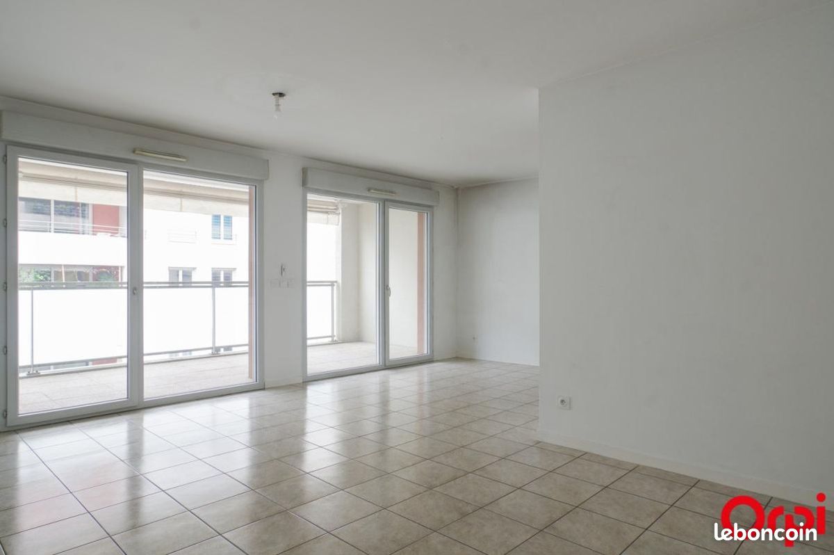 Appartement 3 pièces 68 m² · à Villeurbanne · 68 m² · 974 €/mois
