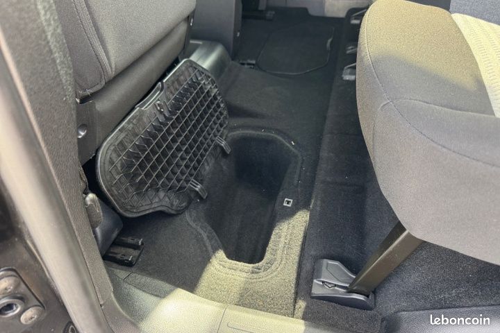 CITROEN BERLINGO III TAILLE M 1.5 BLUEHDI 100 FEEL Radar de recul Sièges Chauffants Frein de Parking Electriques Garantie 12 mois (image 16)