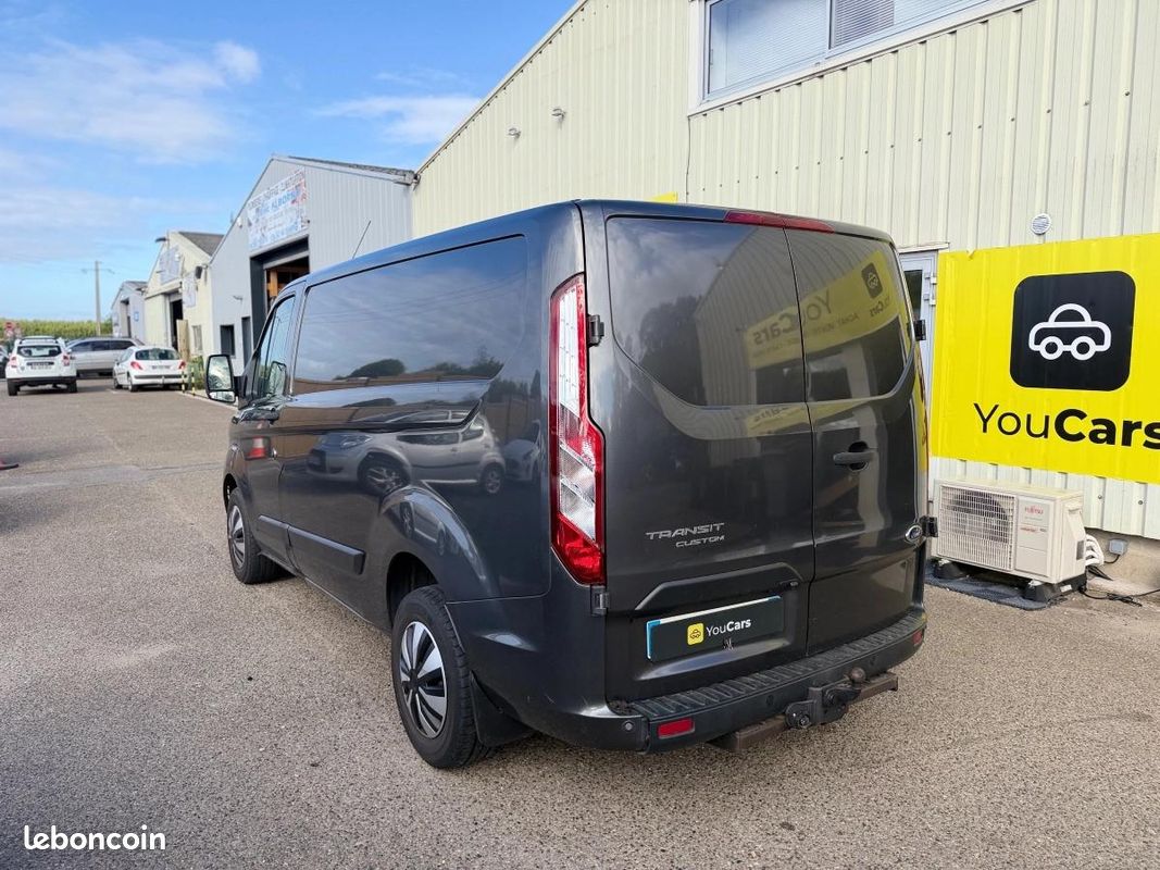 Ford Transit Custom Vu FOURGON 280 2.0 ECOBLUE 130 cv CAMERA DE RECUL - ATTELAGE - CLIMATISATION (image 3)